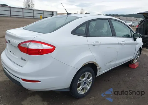 2016 Ford Fiesta Se z USA, uszkodzony, nr VIN 3FADP4BJ8GM141826